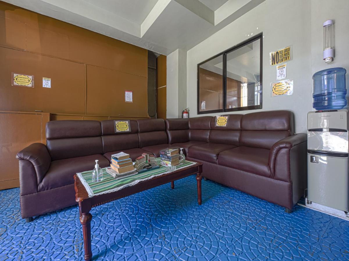 Alicia Apartment Paranaque City ภายนอก รูปภาพ